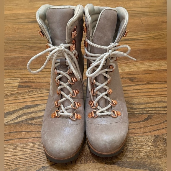 Sorel Womens size 9 Conquest Holiday Wedge Boots - Picture 4 of 6